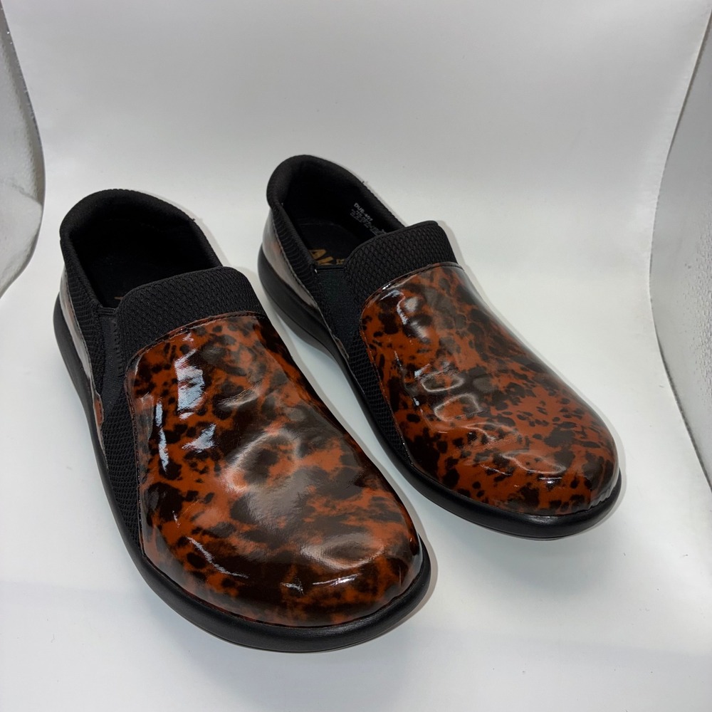 Alegria Duette Wild Child Leopard Patent Slip On Nursing‎ Shoes Brown Womens 38